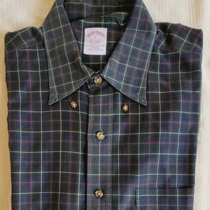 Brooks Bros. Green Plaid All Cotton Long-Sleeved Button-down. Size L. EEUC